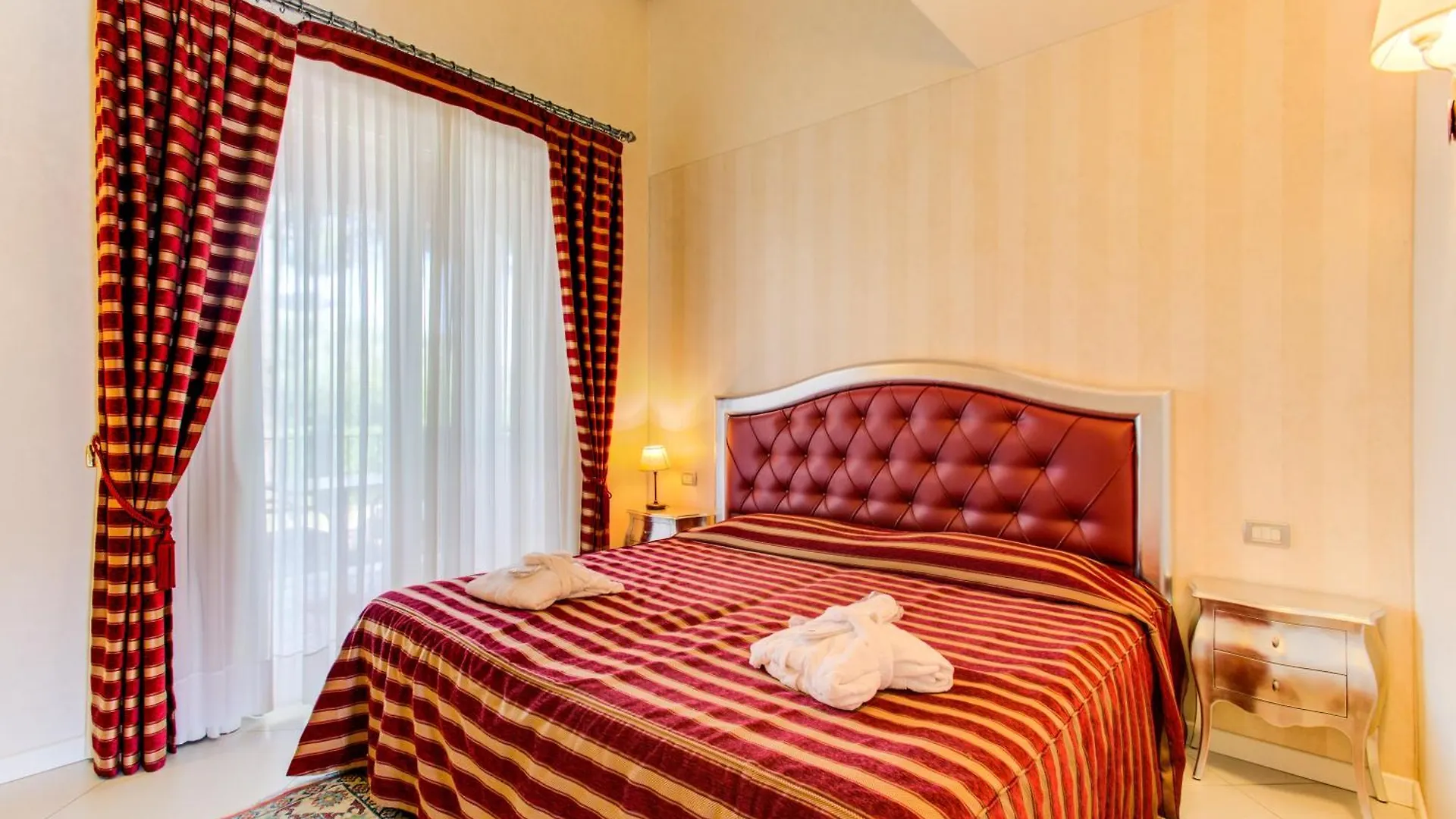 Monastero Resort & Spa Soiano Del Lago 4*,