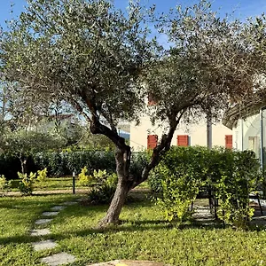 Abitatt , Fosdinovo Italy